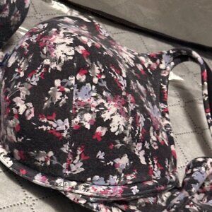 CACIQUE Lane Bryant Lightly Lined TShirt Full Coverage Black Floral 42DD NWOT